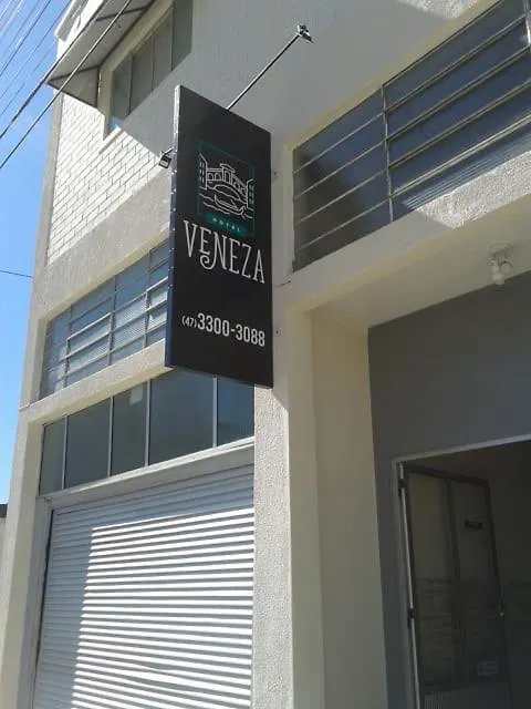 Hotel Veneza contacts